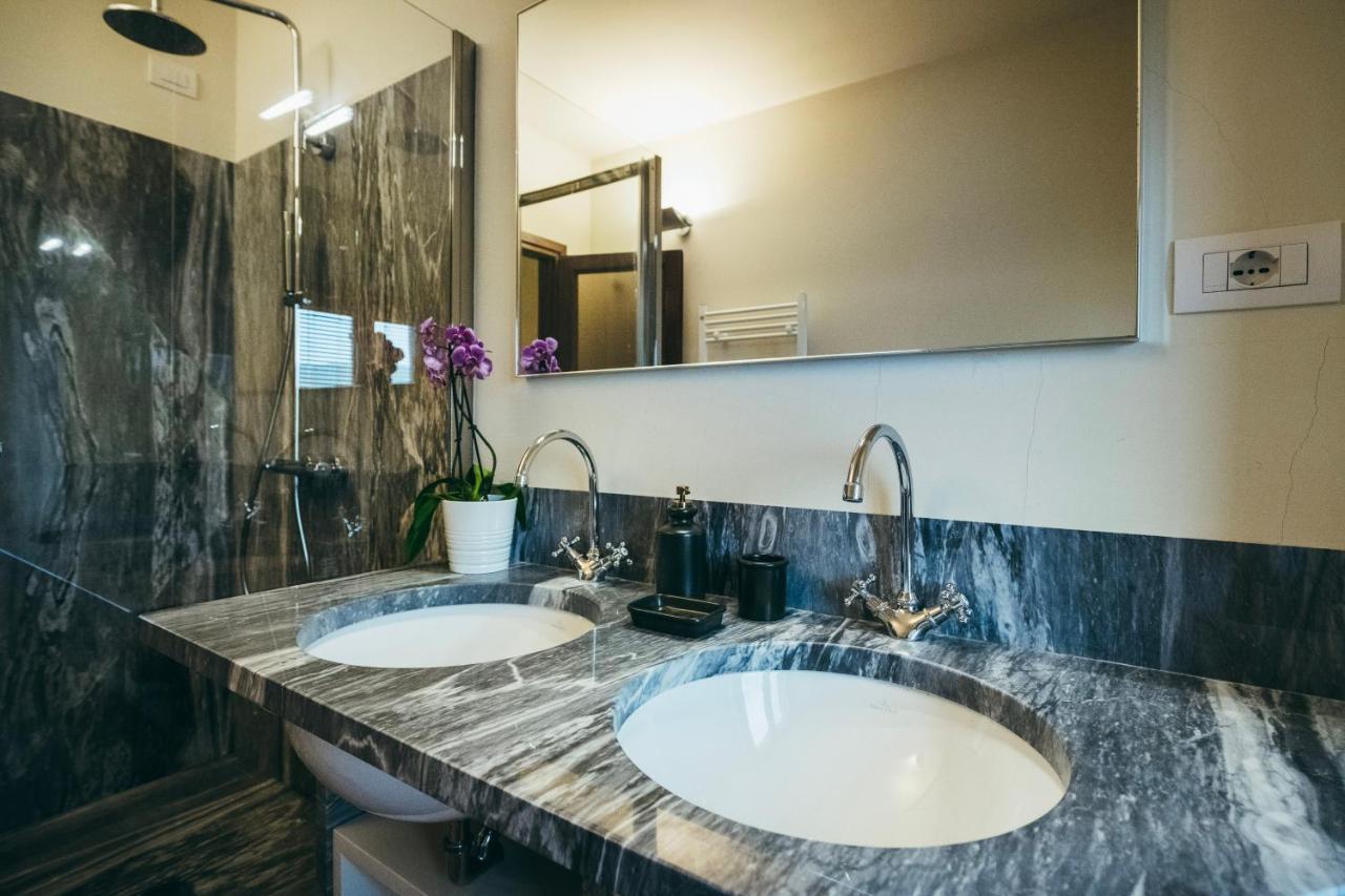 Casa Vacanza La Pozza Molazzana Buitenkant foto